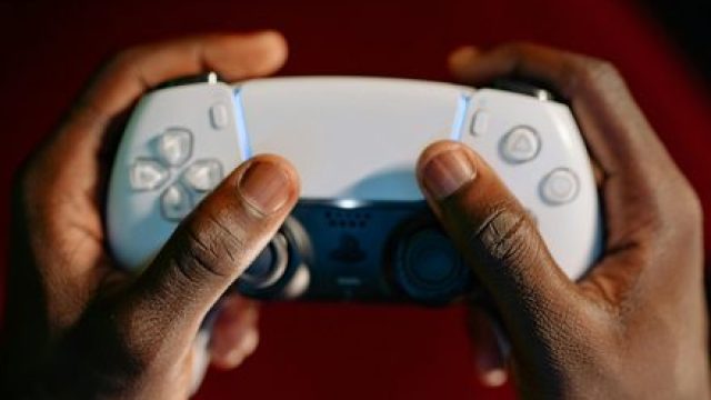 Discover the Innovative PlayStation Controller Concept